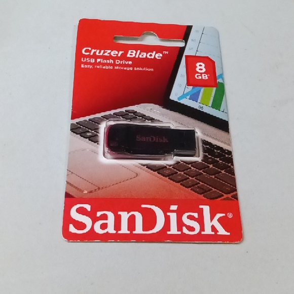 SanDisk Cruzer Blade USB Flash Drive 8GB - Picture 1 of 3